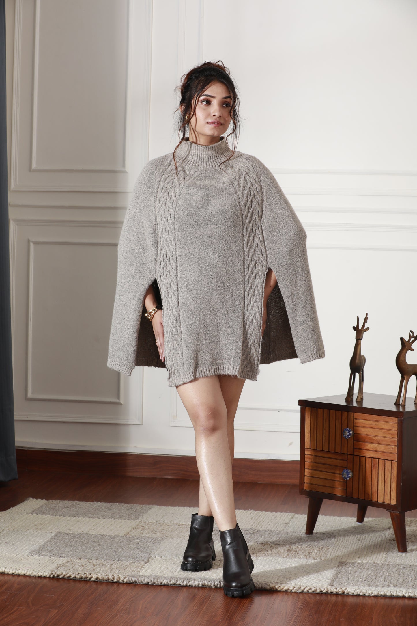Featherstone Poncho